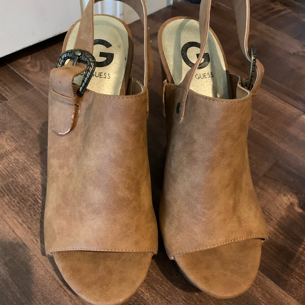 Guess size 7